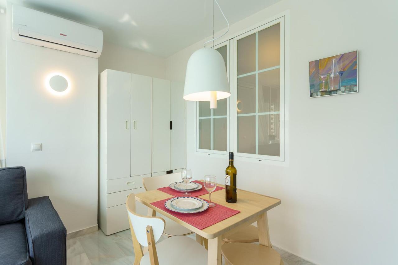 Malagasuite Carihuela Apartments Torremolinos Bagian luar foto