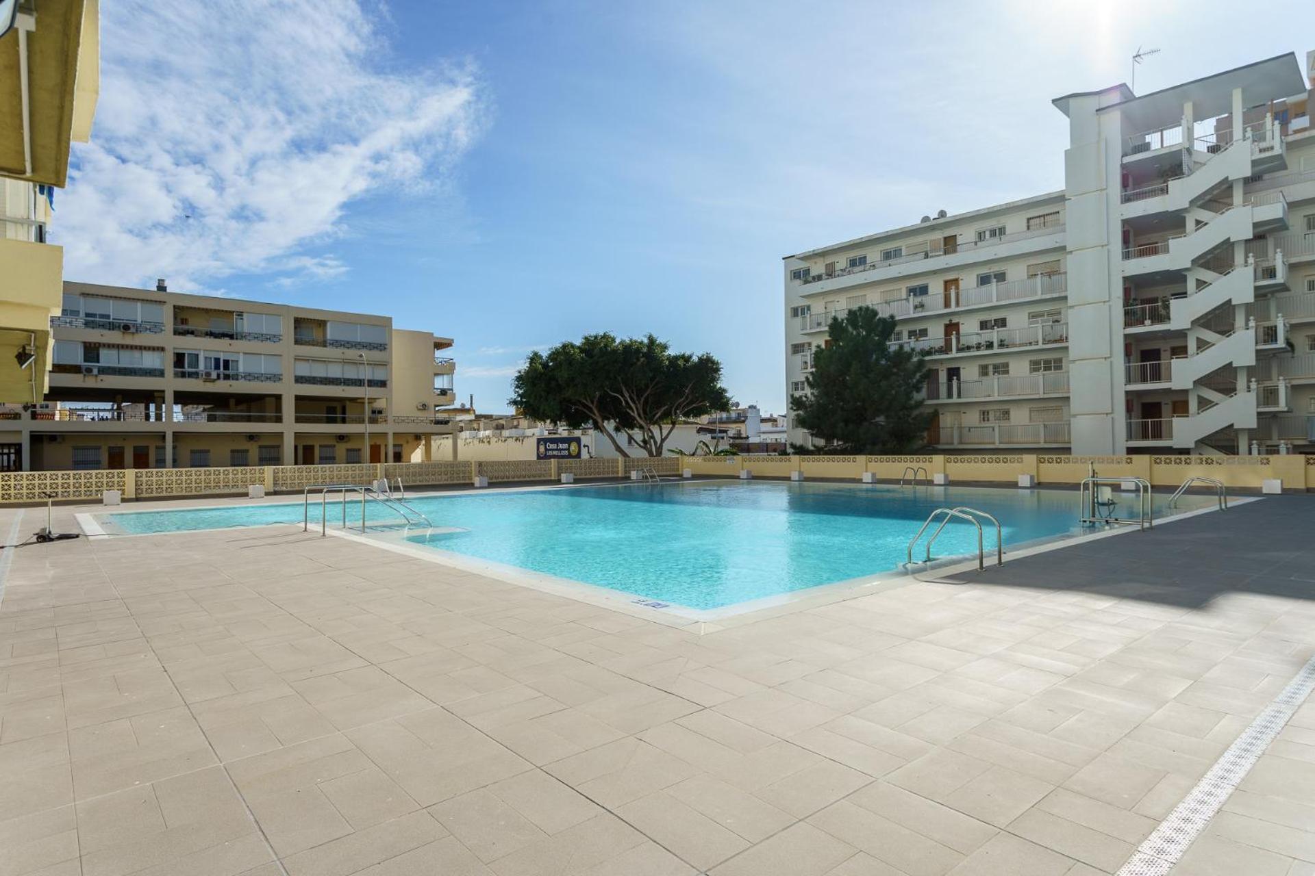 Malagasuite Carihuela Apartments Torremolinos Bagian luar foto